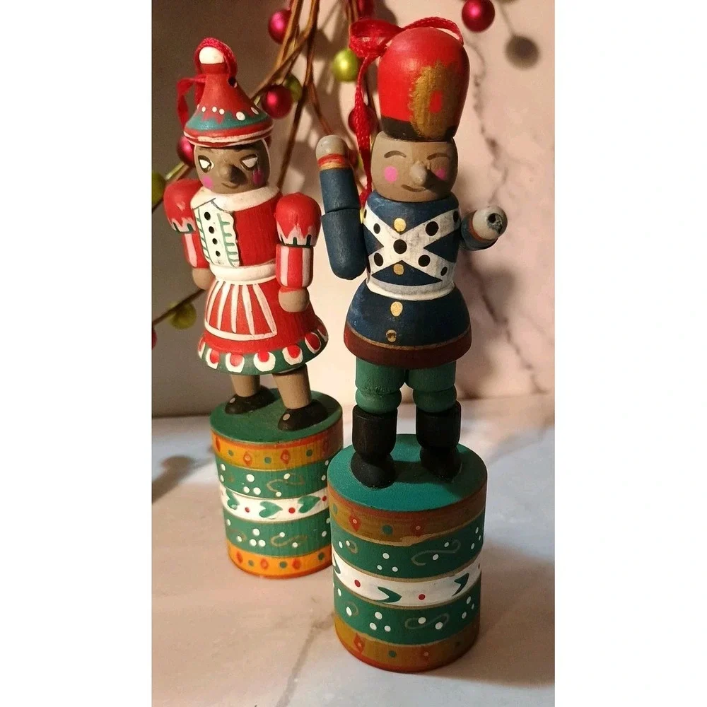 NEW Christmas Around The World Nutcracker Old Fashion Press Puppet Ornament 1996
